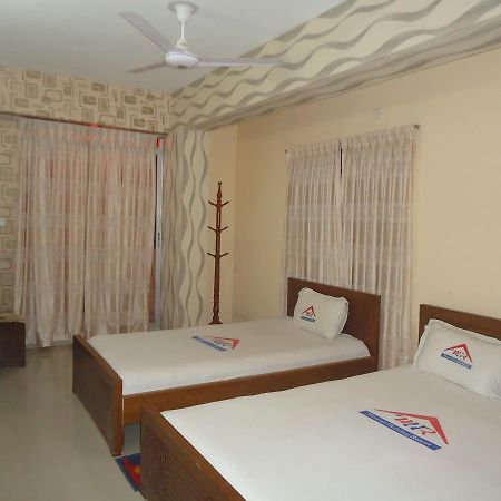Muscat Holiday Resort Cox's Bazar Bagian luar foto