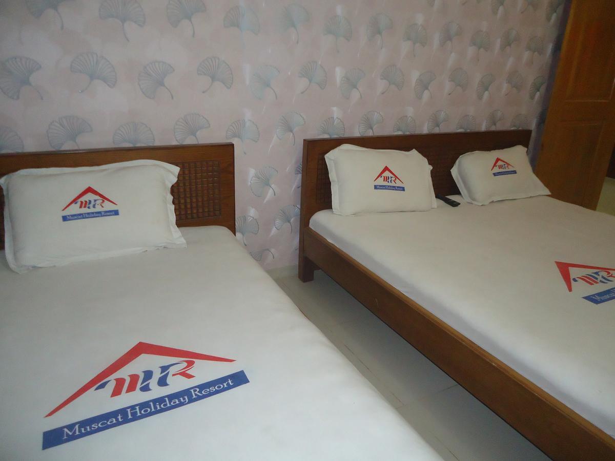 Muscat Holiday Resort Cox's Bazar Bagian luar foto